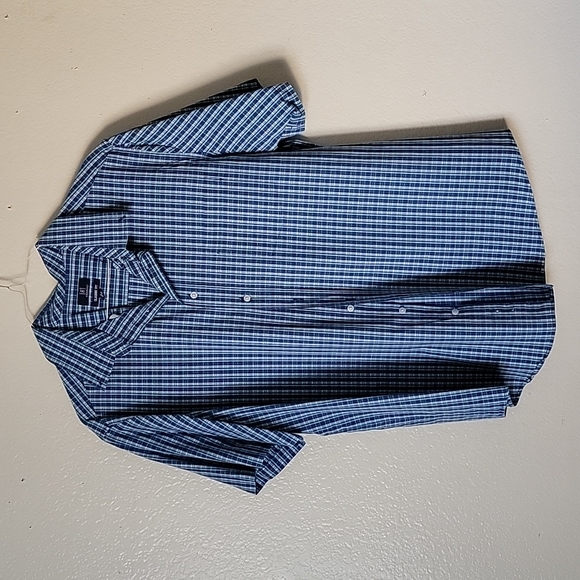 2 for $18!!! 2XL "George" Blue button up shirt & Dark blue "George" button up. - Picture 1 of 6